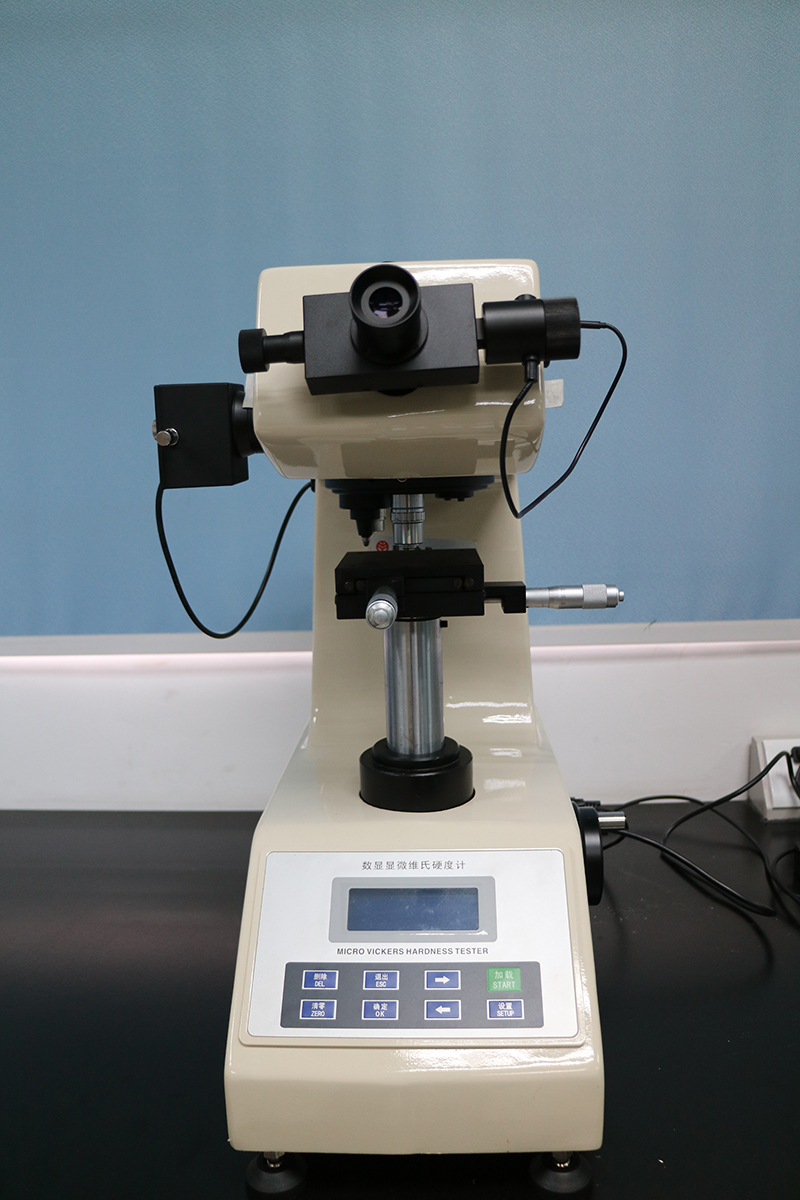 11-數(shù)顯顯微維氏硬度計(jì)ＨＶＳ-1000.jpg